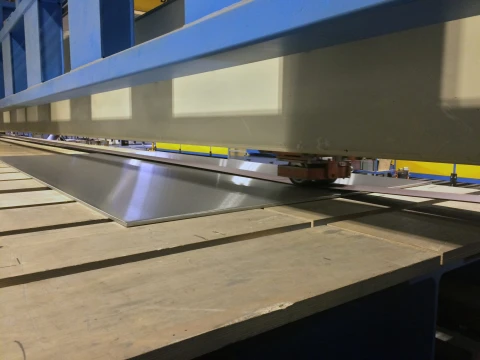 Metalen platen slijpen & polijsten